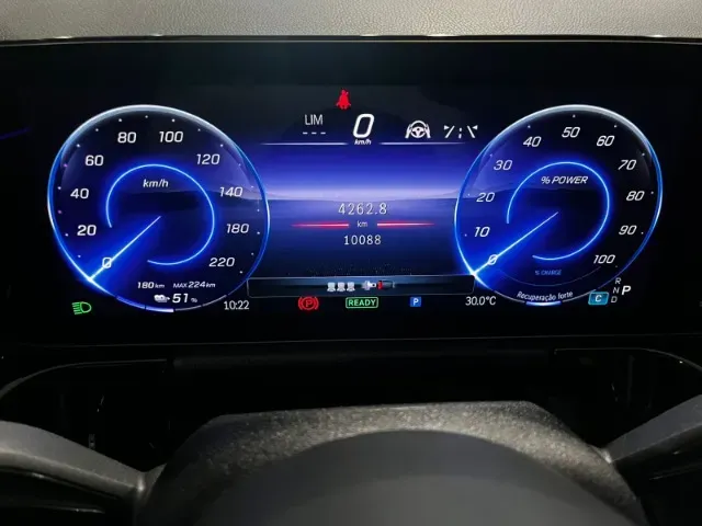 Mercedes Eqa 250 - Imagem 2