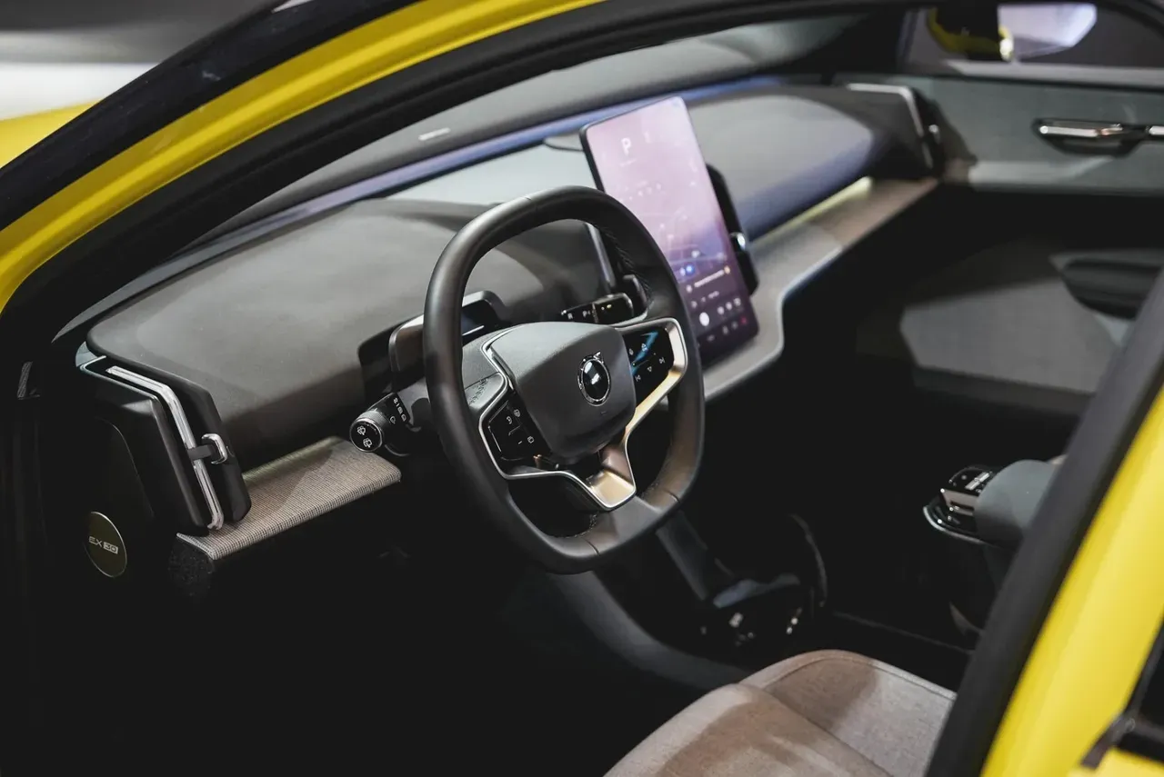 Volvo EX30 - Imagem 11