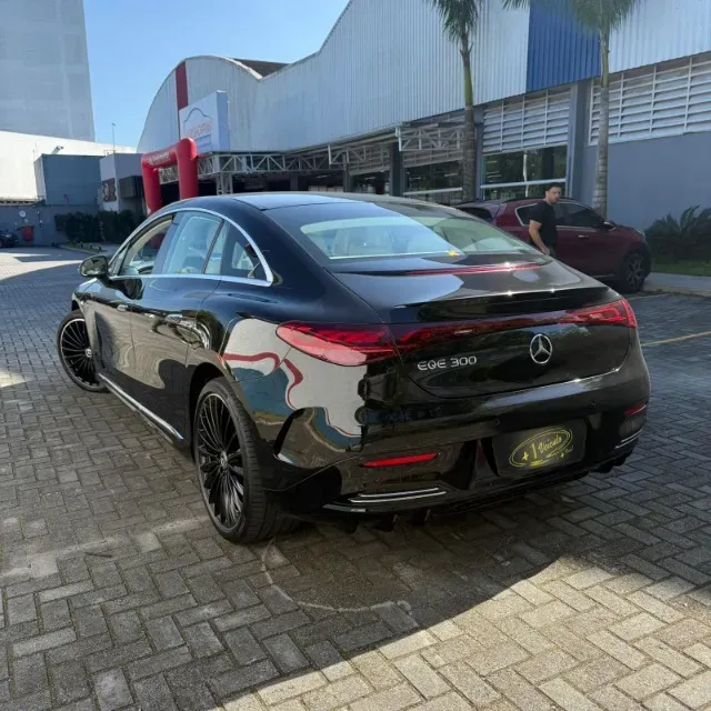 Mercedes Eqe 300 - Imagem 16