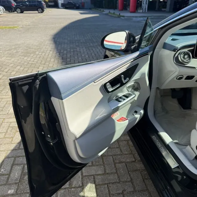 Mercedes Eqe 300 - Imagem 11