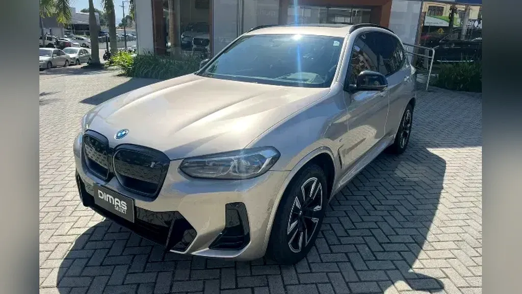 Foto de um bmw ix3