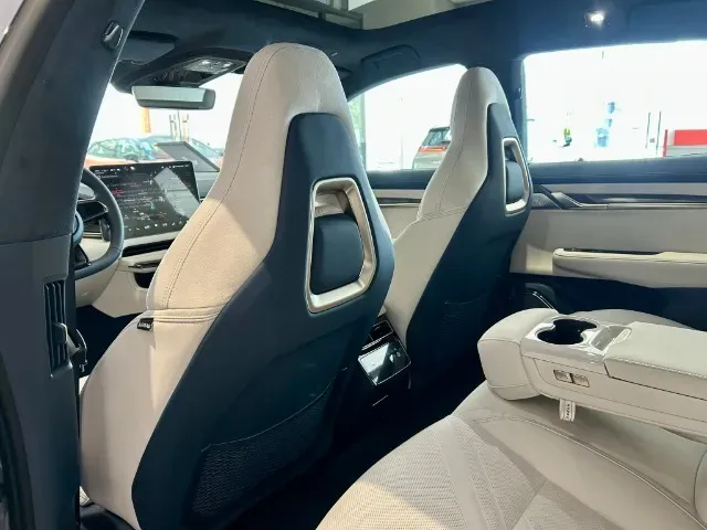 Zeekr 001 - Imagem 14