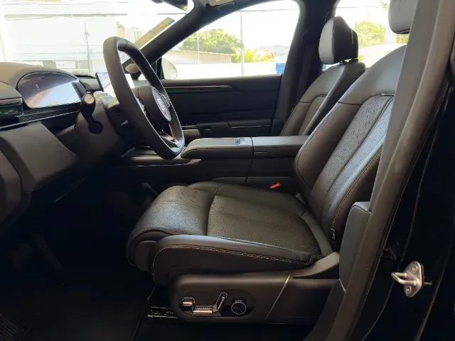 Zeekr 7x - Imagem 13