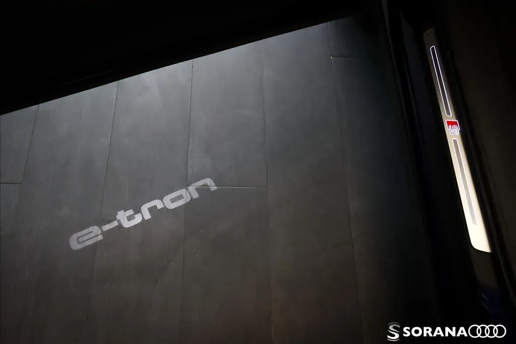 Audi E-tron - Imagem 14