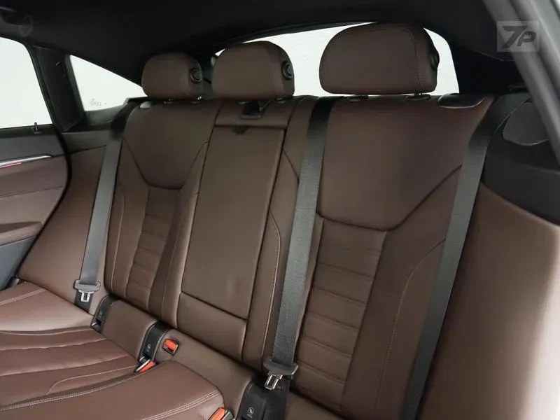 BMW I4 Edrive40 - Imagem 9