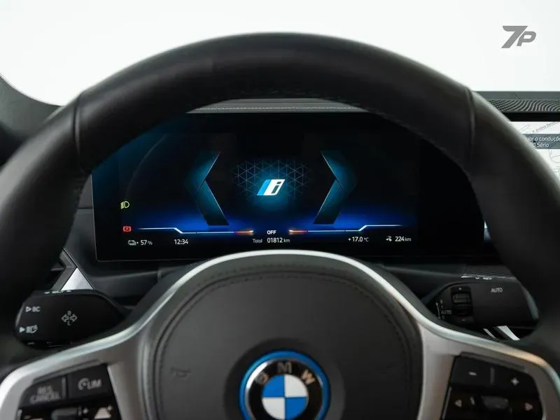 BMW I4 Edrive40 - Imagem 10