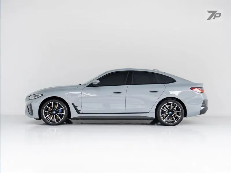 BMW I4 Edrive40 - Imagem 13