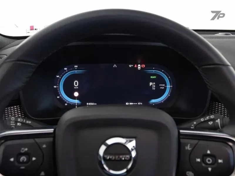 Volvo XC40 - Imagem 11