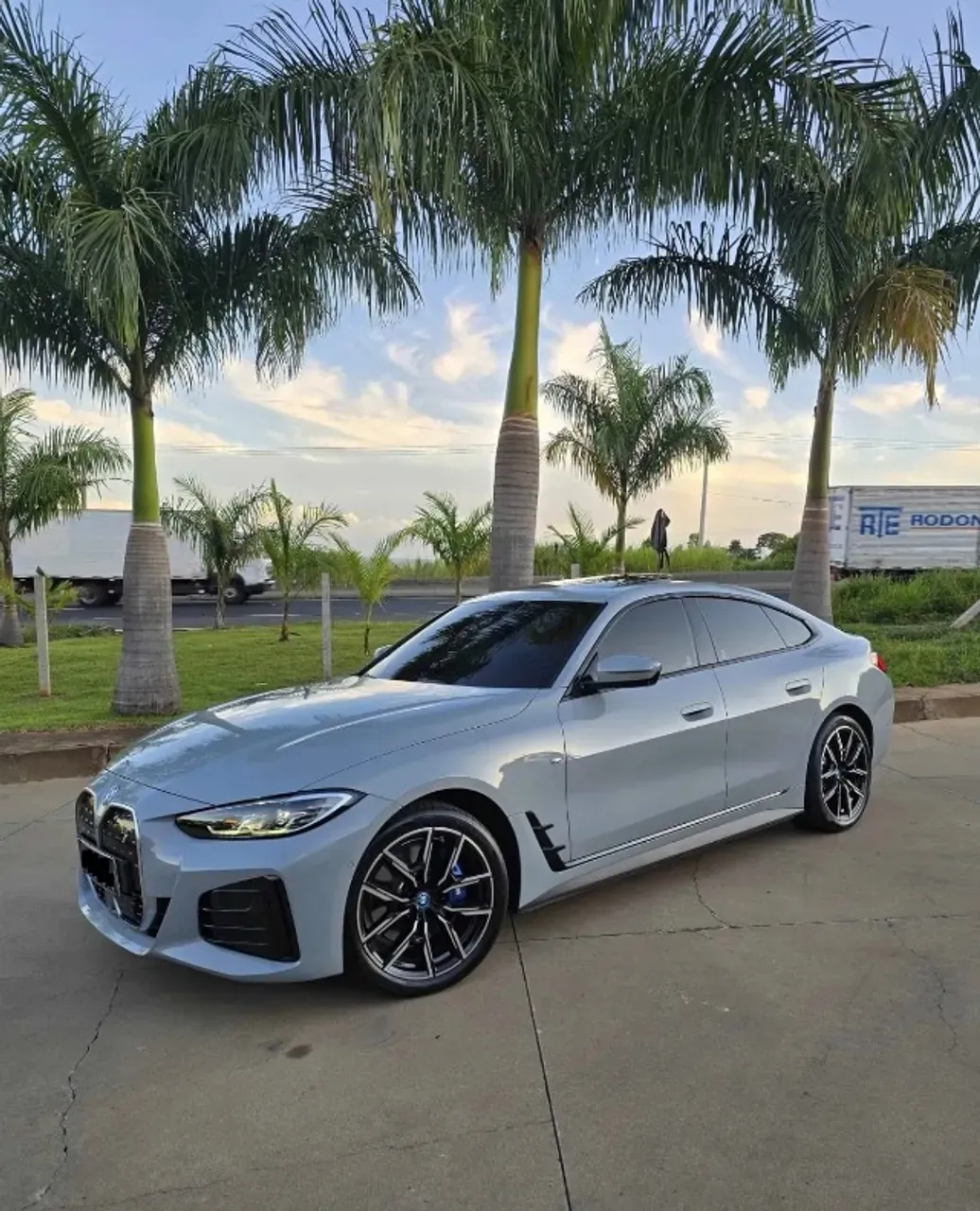 BMW I4 Edrive40 - Imagem 3