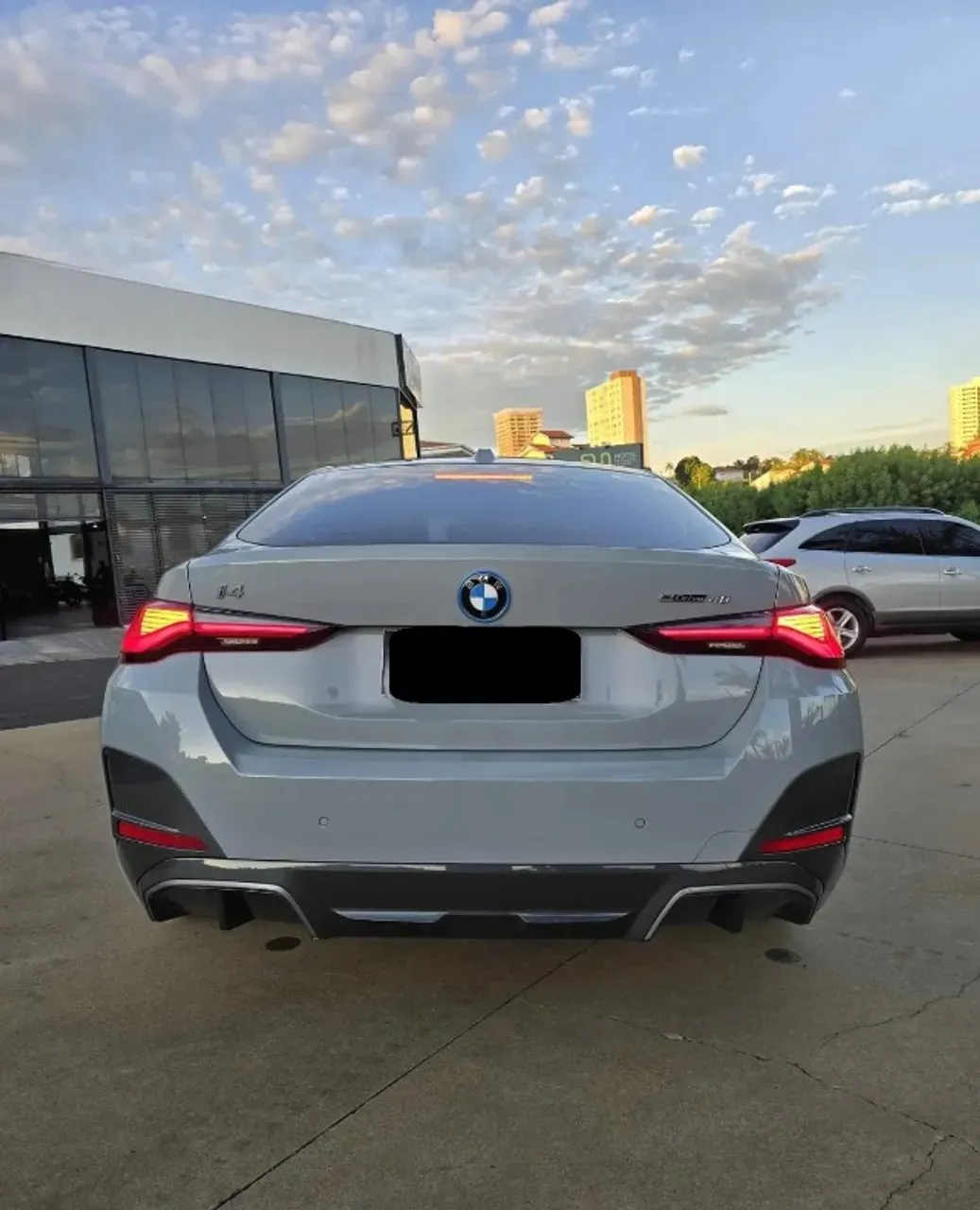 BMW I4 Edrive40 - Imagem 4