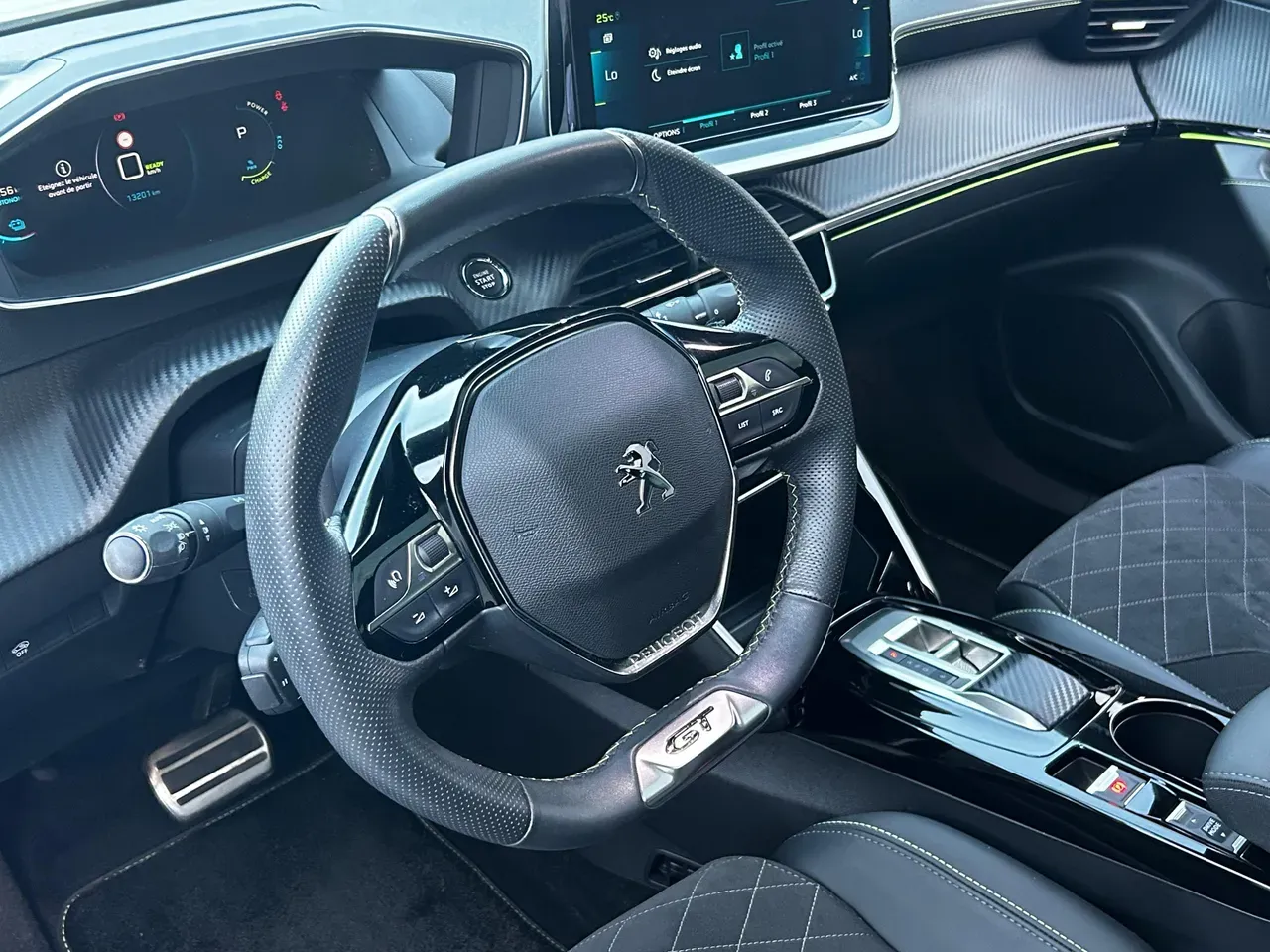 Peugeot E-208 - Imagem 6