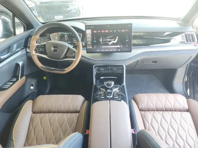 BYD Tang - Imagem 11