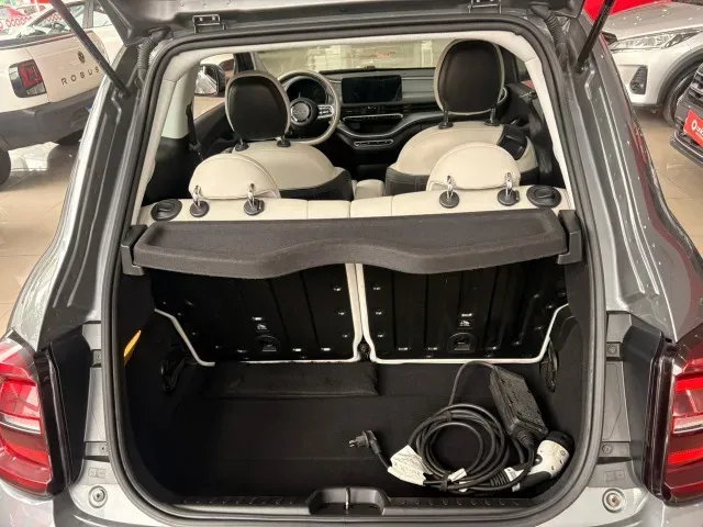 Fiat 500e - Imagem 17