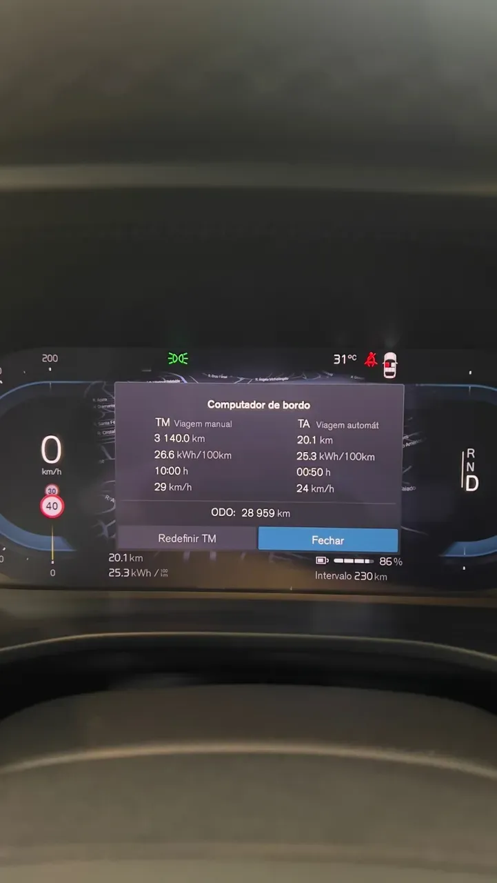 Volvo XC40 Recharge - Imagem 18