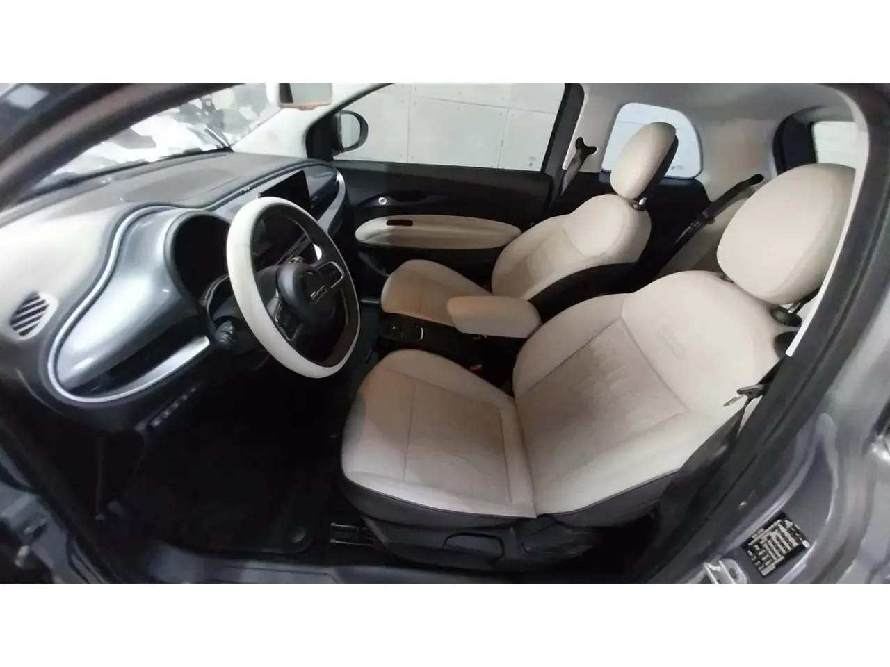 Fiat 500e - Imagem 9