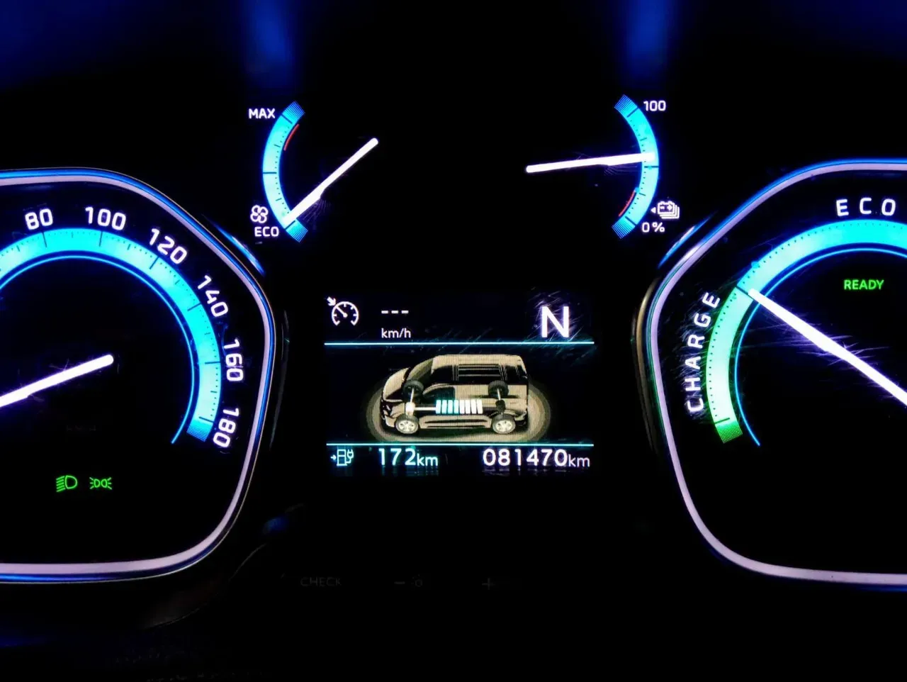 Peugeot E-expert - Imagem 10