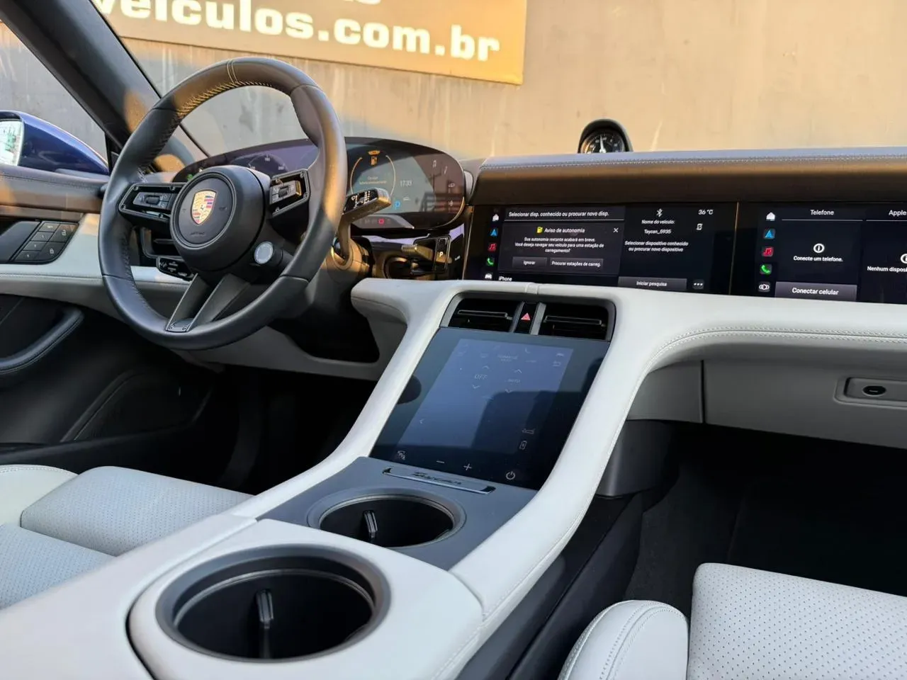 Porsche Taycan - Imagem 11