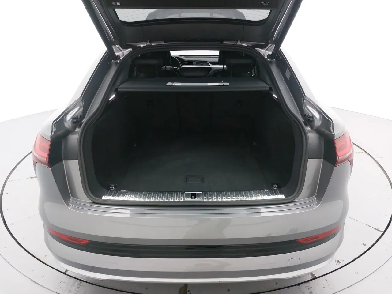 Audi E-tron Sportback - Imagem 9