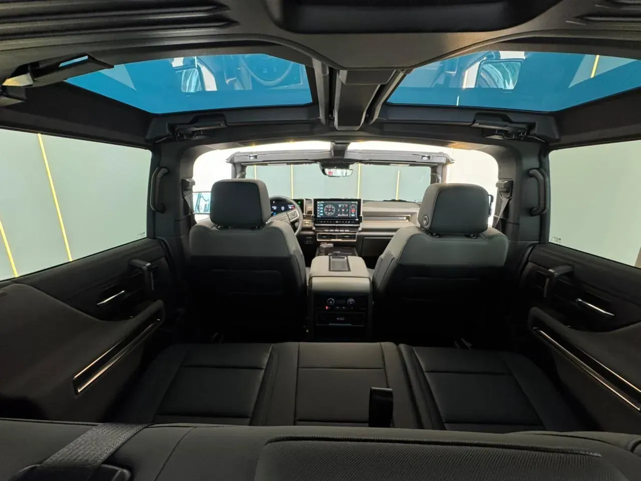 GMC Hummer EV SUV - Imagem 5