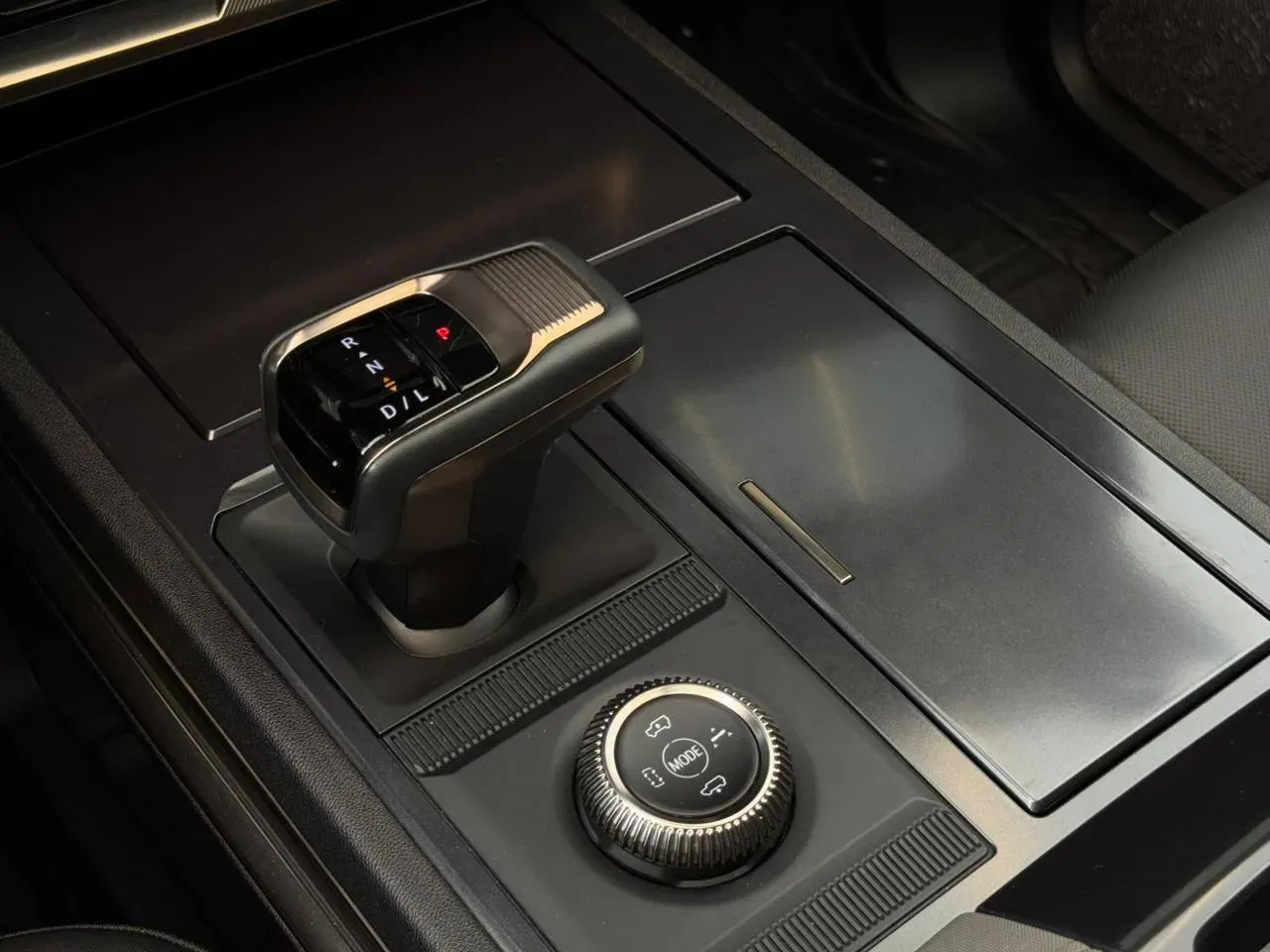 GMC Hummer EV SUV - Imagem 11