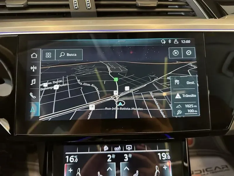 Audi E-tron Sportback - Imagem 13