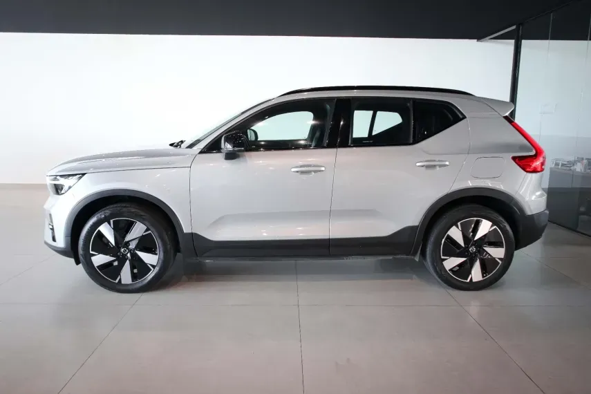 Volvo XC40 Recharge - Imagem 11