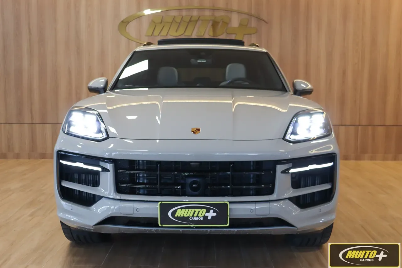 Porsche Cayenne E-hybrid - Imagem 2