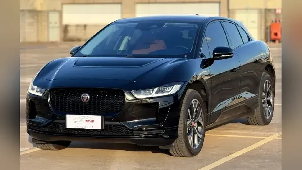 Foto de um jaguar i-pace