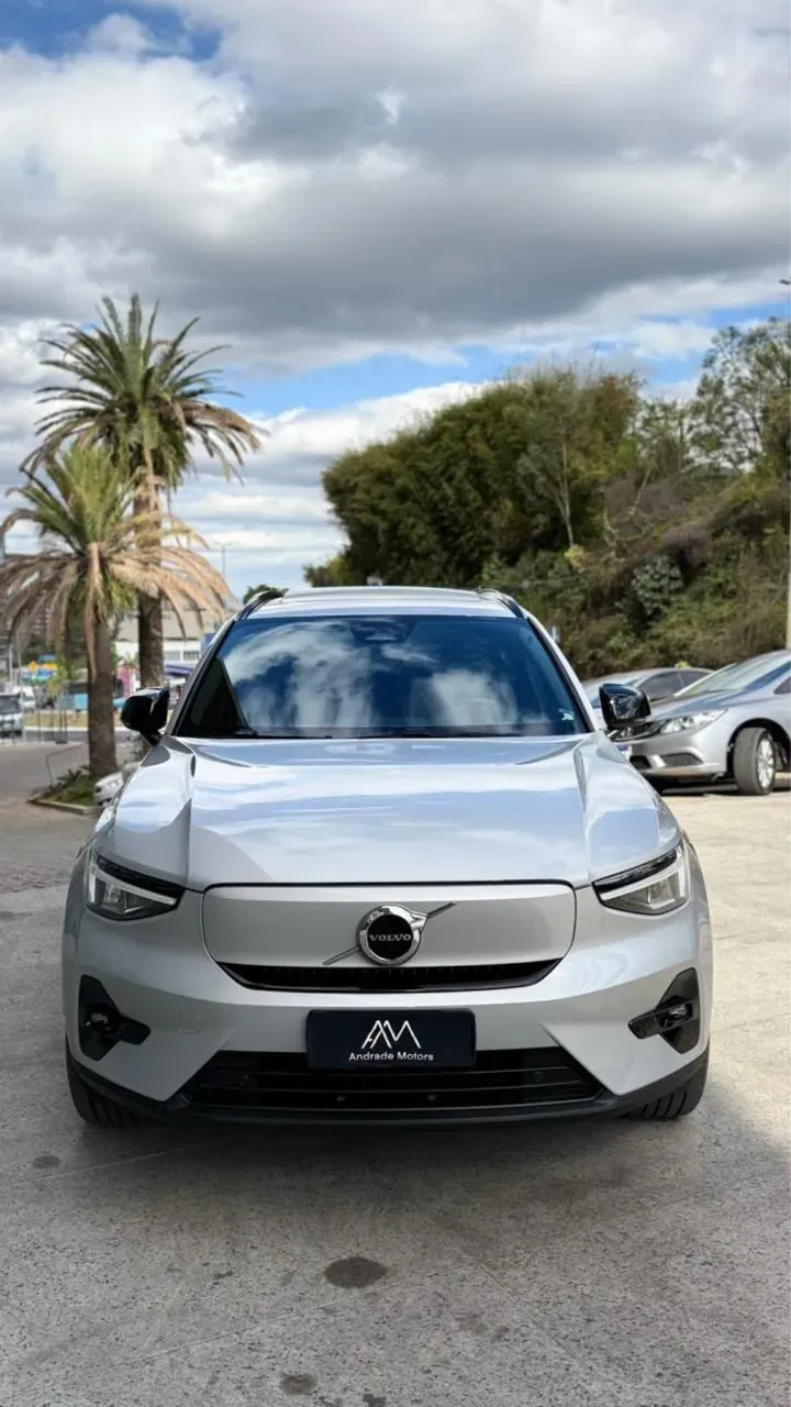 Volvo XC40 Recharge - Imagem 7
