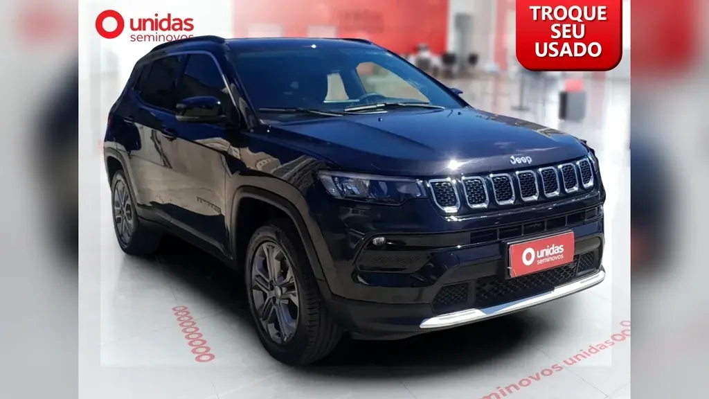 Foto de um jeep compass