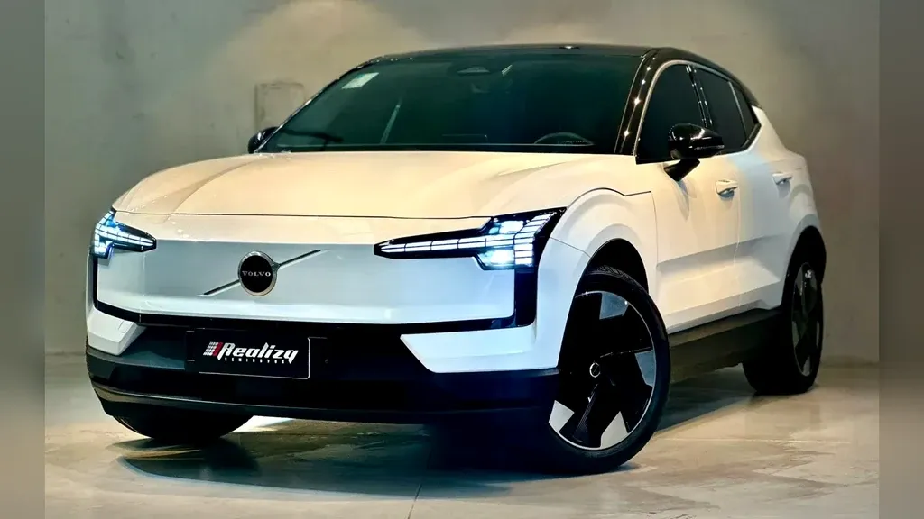 Foto de um volvo ex30