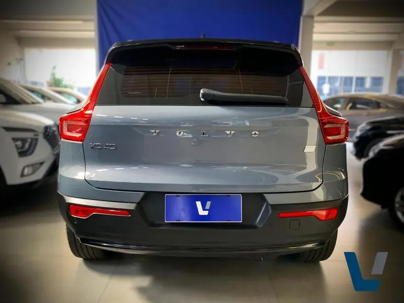 Volvo XC40 Recharge - Imagem 5