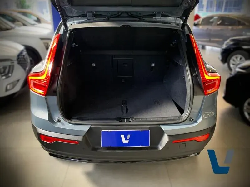 Volvo XC40 Recharge - Imagem 14