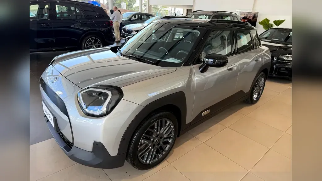 Foto de um mini aceman