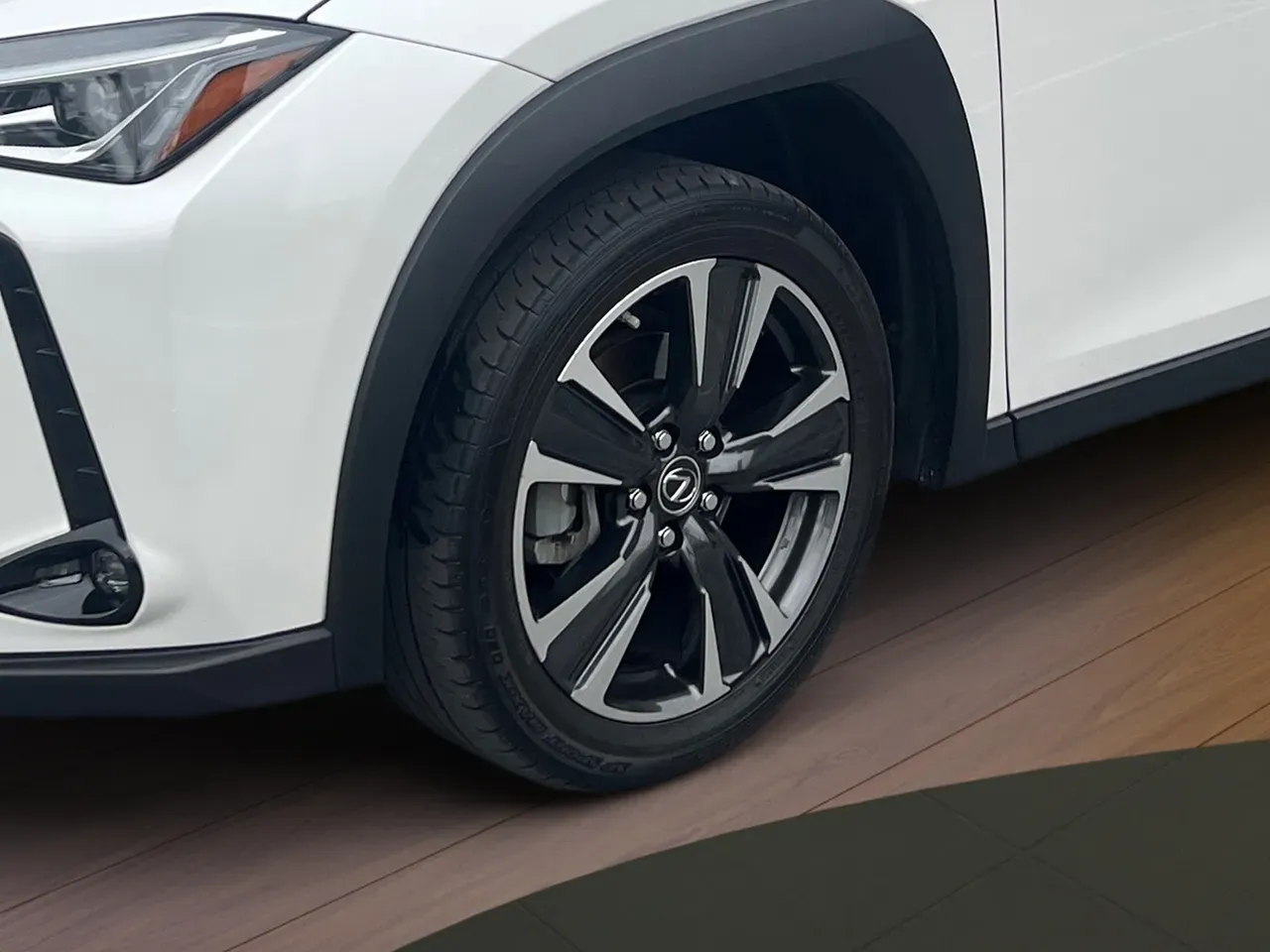 Lexus Ux 300e - Imagem 6