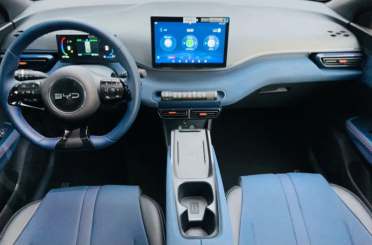 BYD Dolphin - Imagem 12