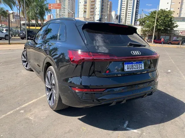 Audi Q8 E-tron - Imagem 3