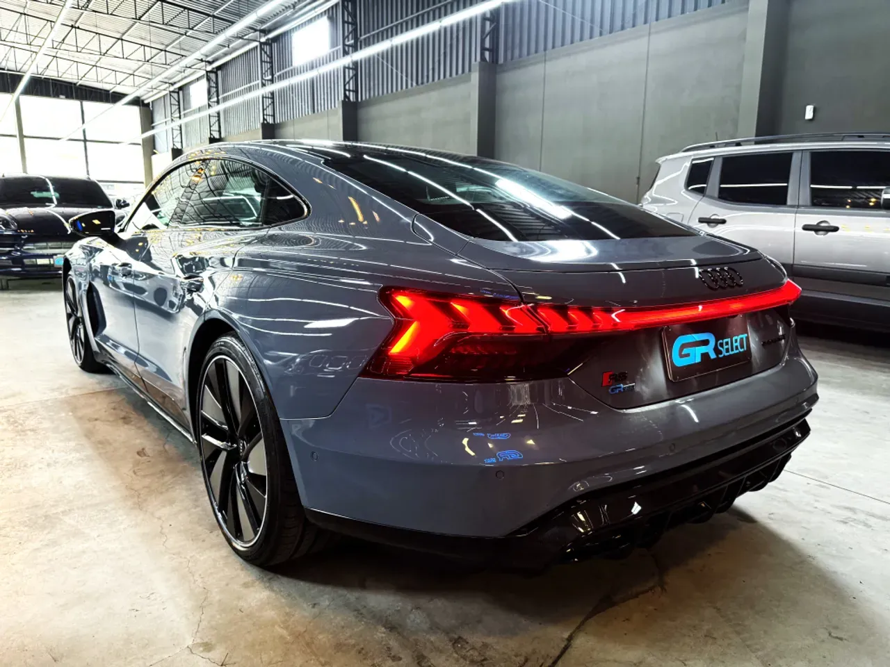 Audi Rs E-tron GT - Imagem 13