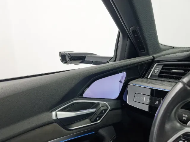 Audi E-tron - Imagem 11