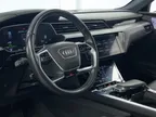 Audi E-tron - Miniatura 10