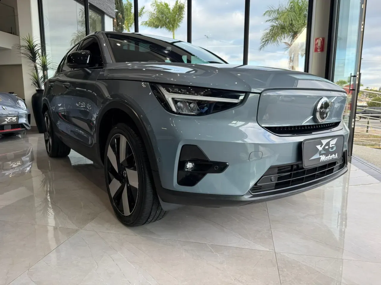 Volvo C40 Recharge - Imagem 4