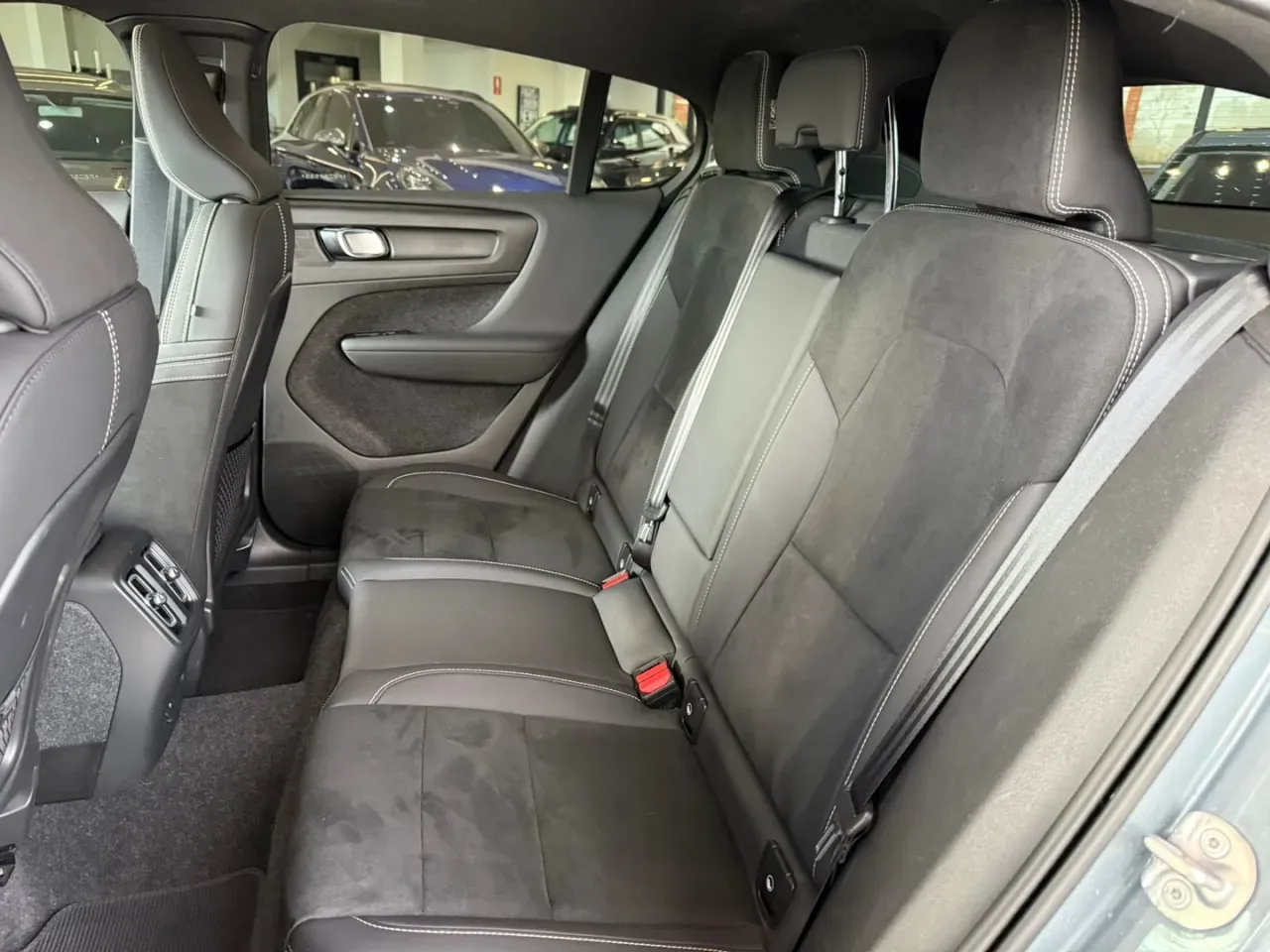 Volvo C40 Recharge - Imagem 11