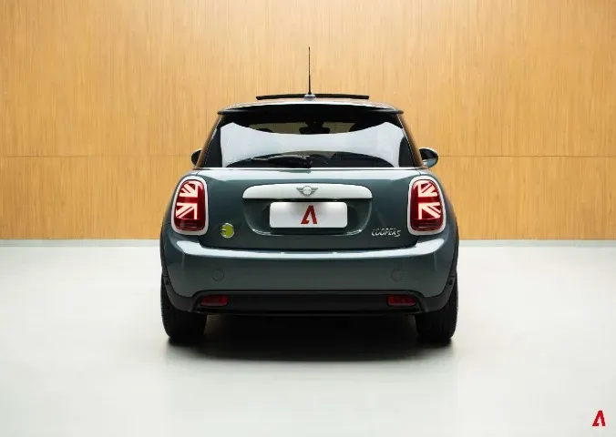 Mini Cooper SE - Imagem 14