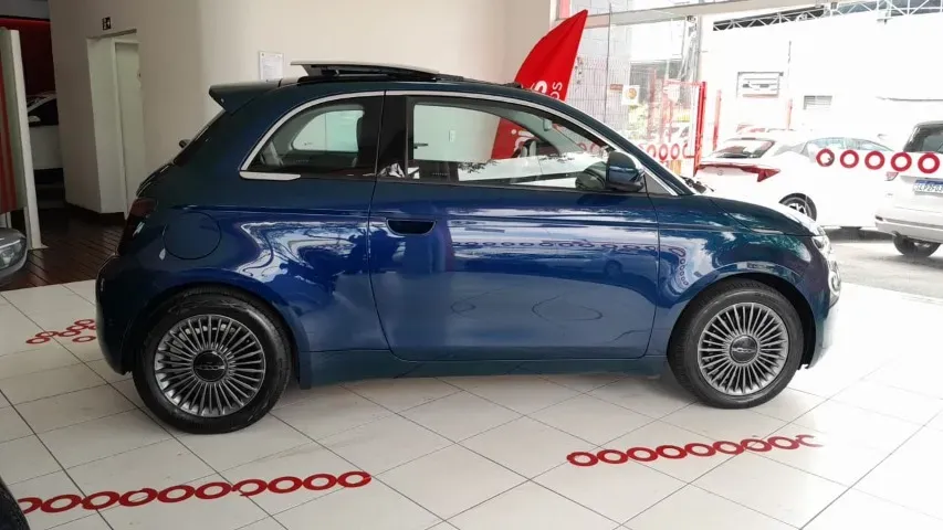 Fiat 500e - Imagem 6