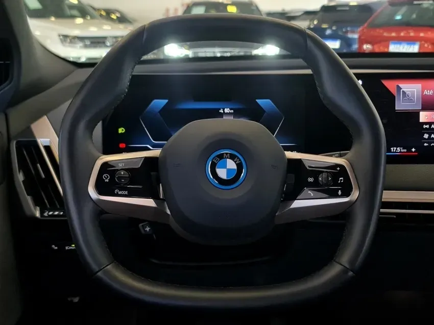 BMW Ix - Imagem 5