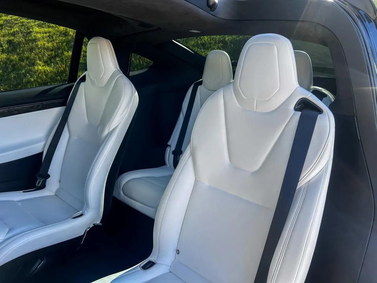 Tesla Model X - Imagem 15