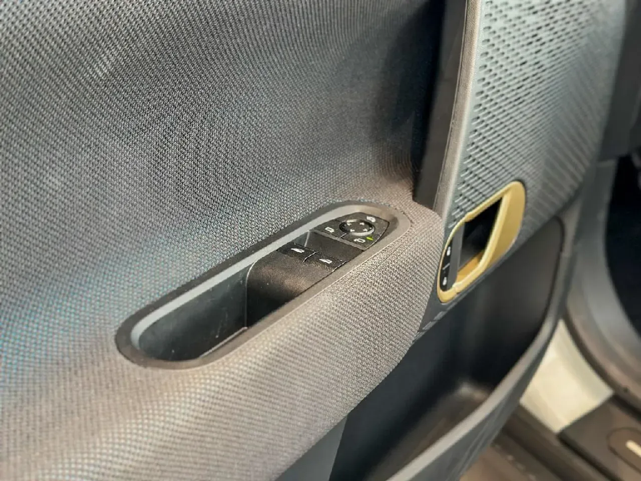 Mini Cooper SE - Imagem 11