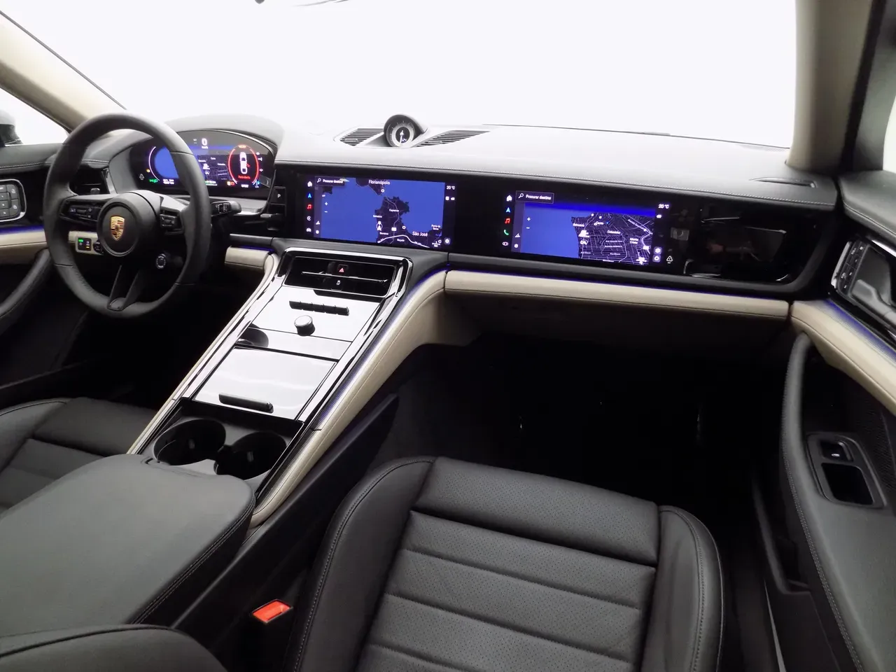 Porsche Panamera 4 E-hybrid - Imagem 15