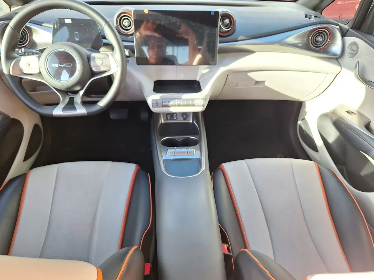 BYD Dolphin - Imagem 8