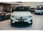 Volvo XC40 Recharge - Miniatura 1